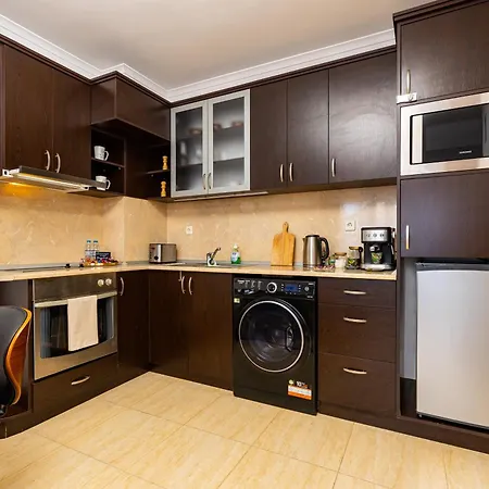 Yanevi At Grand Monastery Apartment