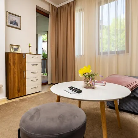 Yanevi At Grand Monastery Apartment