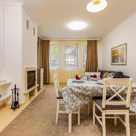 Apartment Yanevi At Grand Monastery