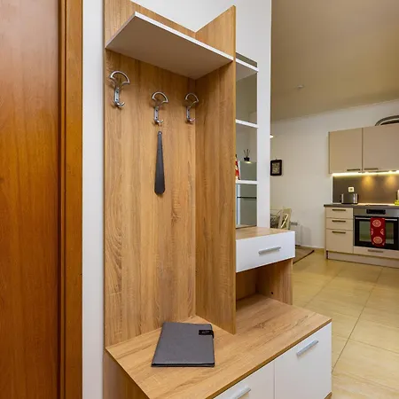 Apartment Yanevi At Grand Monastery *